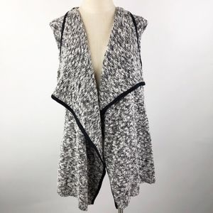#51. Jones New York Black Gray Marled Sweater Vest